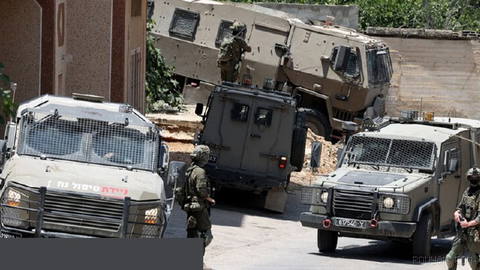 Israeli opposition leader Yair Golan says soldiers are paying price for