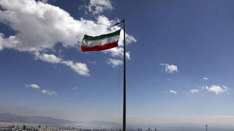 Iranian army commander Amir Hatami has announced a $30,000 reward for