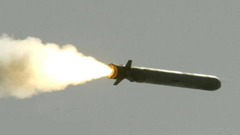 ABD Donanması, Tomahawk seyir füzesi üretimini artırmak için Raytheon ile 22,9 milyar dolarlık anlaşma imzaladı