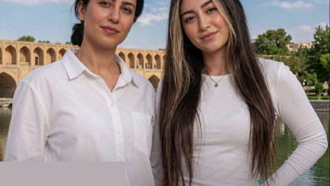 Taraneh and Romina Rahimi, two twin sisters, arrested in Isfahan on January 8 (18 Dey): Taraneh sentenced to death and Romina to 25 years in prison…