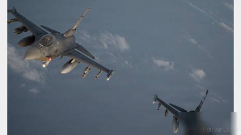 📷U.S. Central Command (CENTCOM) posts image of two F-16 fighter jets patrolling over the Middle East