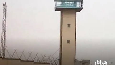 HRANA reported that intelligence agents of the Islamic Republic, with a presence at a residence…