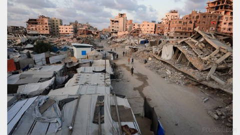 Forces loyal to Yemen’s official government launch a major counteroffensive against the Houthis, and announce their goal is to retake Sanaa.
