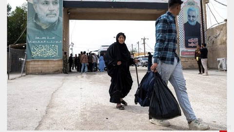 Iraq’s Security Information Center announced the reopening of the Shalamcheh and Mandali border crossings