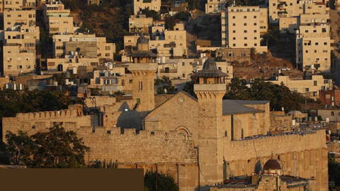 Israeli forces close Ibrahimi Mosque in occupied West Bank city of