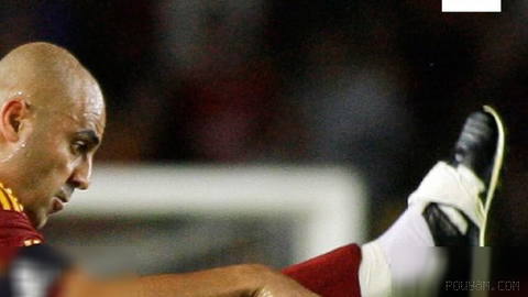 Istanbul police detained Galatasaray veteran Hasan Şaş and Netflix actor