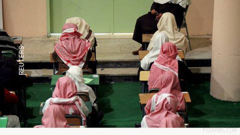 🔸در پی تشدید تنش‌ها و حملات حوثی‌های یمن، مدارس ریاض، پایتخت عربستان