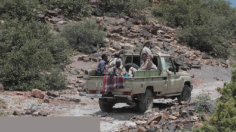 Yemen hükümet güçleri, 30 Husî savaşçısının öldürüldüğünü ve 50’sinin yaralandığını açıkladı