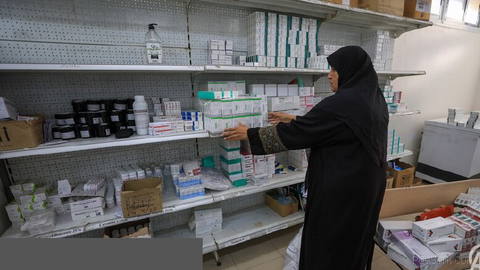 🏥 Large volumes of medical supplies for Gaza wait median of 74 days for
