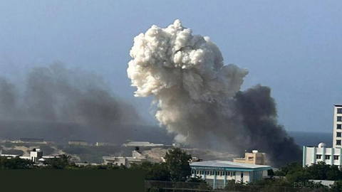 🚨 Two Houthi missiles target Aden International Airport in southern