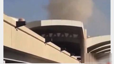 وزارت خارجه کویت حمله حوثی‌ها به فرودگاه بین‌المللی ملک خالد ریاض را «وحشیانه، بزدلانه و شنیع» خواند.
