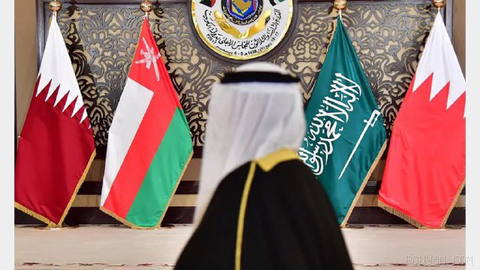 دبیرکل شورای همکاری خلیج فارس خواستار «موضع روشن بین‌المللی» در برابر حمله‌های حوثی‌ها در منطقه خلیج فارس شد.