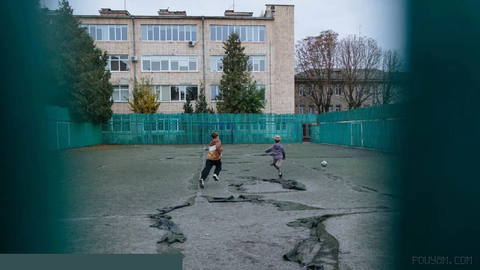 Ukrainians fled west for safety. Now Russian drones are following them