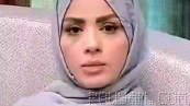 IRIB’den bir TV sunucusu Mossad’ın Dey ayında çocuklarımızı öldürdüğünü söylüyor; ardından Ahmad Ghaedari, bir uzman, “Devrimci bir hamleyle” şunları söylüyor: Dey ayında sokaklara çıkın—çünkü gözaltı, yargılama ve idam işi ayrıntılı bir mesele ve uluslararası kurumlar da devreye giriyor…