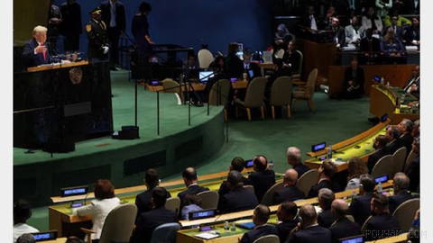 Reuters: US under Donald Trump may fully stop support for UN refugee agency