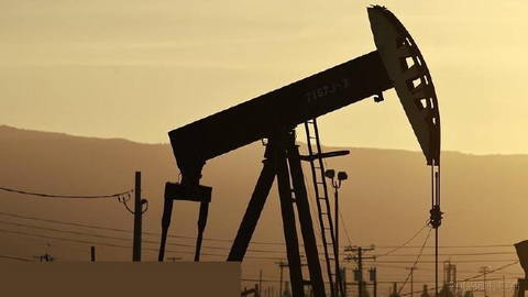 OPEC+’nın yedi ülkesi; Suudi Arabistan, Rusya, Irak, Kuveyt, Kazakistan, Cezayir ve Umman eylülde günlük petrol üretimini artırmayı kabul etti
