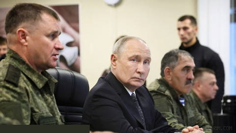 What does Russia's rising military budget say about its plans for the war?