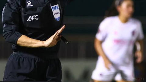 داور VAR دربی هم باید تغییر کند! ⚠ ورود آقایان به ورزشگاه‌های زنان ممنوع شد سازمان لیگ فوتبال در نامه‌ای به باشگاه‌ها اع…