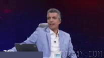 🎙👤 Reaction by Adel Ferdowsi Pour after his show started again: