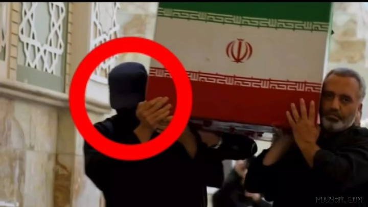 👈 Presence of Mojtaba Khamenei at tonight’s ceremony, at the time of the funeral prayer for Ali Khamenei in Mashhad, a person with a covered face and a mask was seen on the right side of the image, among the crowd