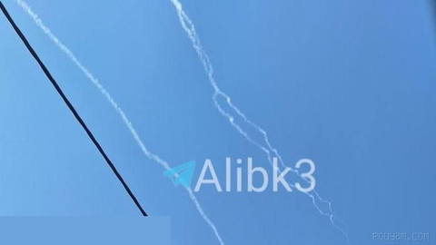 👈 An image of Iranian missile trails in the skies over Jordan