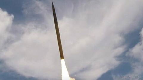 New York Times: Donald Trump, ABD Başkanı, şu an İran’a yönelik saldırıların kapsamını genişletme planını askıya aldı