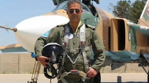 ⏺ Amir Tümgeneral İkinci Pilot Kazemi’nin cenazesi Tahran’dan Şiraz’a nakledildi. Kazemi, Sukhoi 24 pilotu, 1 Mart’ta Katar uçaklarıyla hedef alındı ve öldürüldü…
