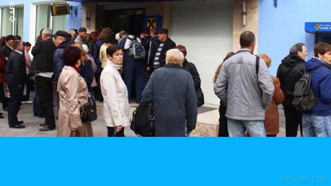 🔶 شهروندان روسیه میلیاردها روبل از حساب‌های بانکی خود خارج کرده‌اند