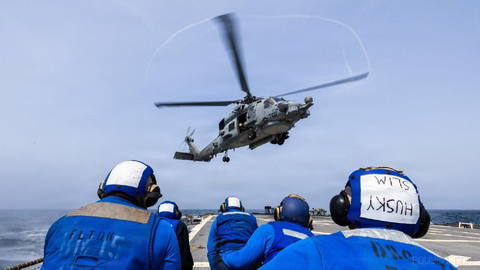 〰 U.S. Central Command (CENTCOM) said U.S. forces rerouted 68 commercial ships, deactivated 3, and boarded 2 others…