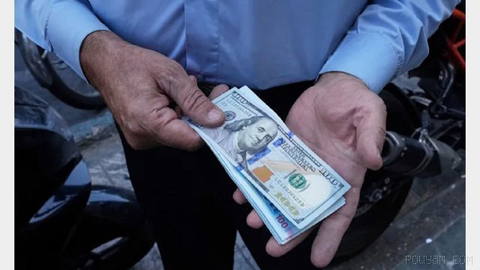 The dollar price in Iran’s open market has crossed the 190,000-toman mark and reached 190,500 tomans.