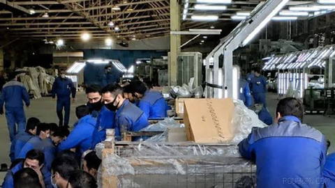 Iran Chamber of Commerce Research Center wrote in a report that due to the 12-day war, the uprising of Dey, the disruption of internet access, and the 40-day war, the “three severe shocks to Iran’s labor market” have arrived