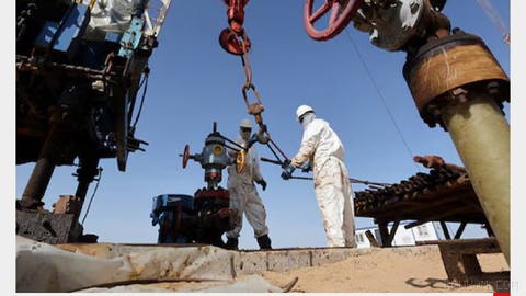 Brent oil futures on Friday reached around $88 per barrel, extending their weekly decline to more than 5%.