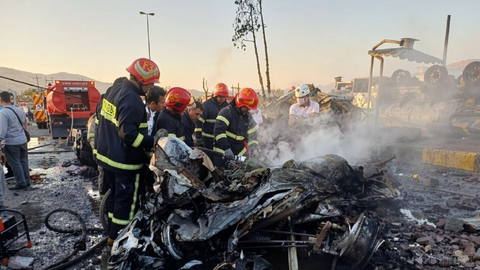 📸 10 people were reportedly killed after a traffic accident led to a