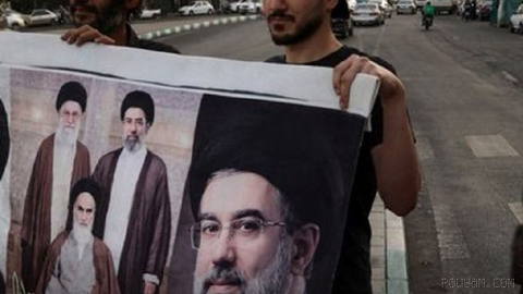 The London Sunday Times wrote in a report that two luxury apartments connected to Mojtaba Khamenei are for sale