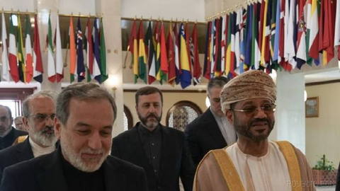 خبرگزاری تسنیم، وابسته به نهادهای امنیتی در ایران، در واکنش به تعویق