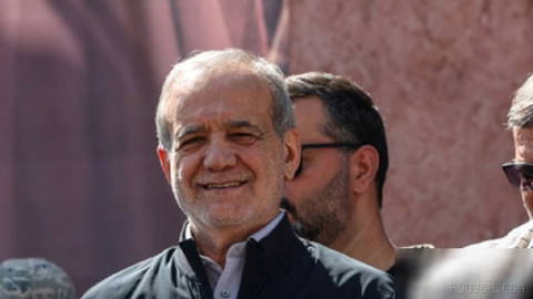 Masoud Pezeshkian, head of the government of the Islamic Republic, on the sidelines of the “Janfadavaran Iran” drill