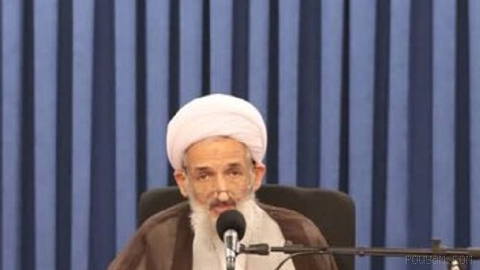 Mohammad-Baqer Mohammadi Laeini, Majtaba Khamenei’s representative in Mazandaran, at a meeting of the members of the