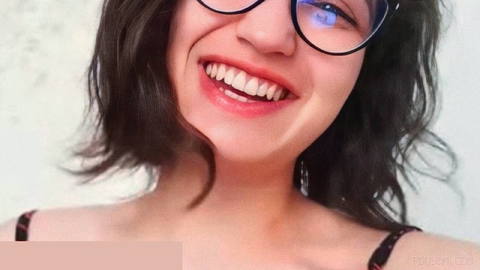 ‏به یاد سارینا دختر باهوش و زیبای ایران