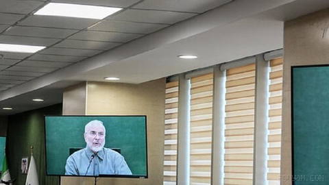 محمد باقر قالیباف، رییس مجلس، بدون اشاره به جزییات گفت که آمریکا اخیرا