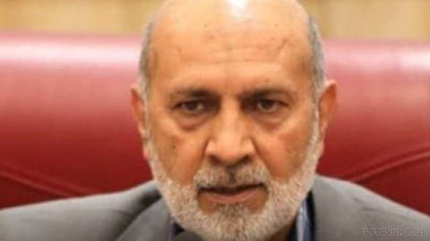 رسول سنایی‌راد، معاون دفتر عقیدتی سیاسی خامنه‌ای، در روزنامه جوان نوشت: