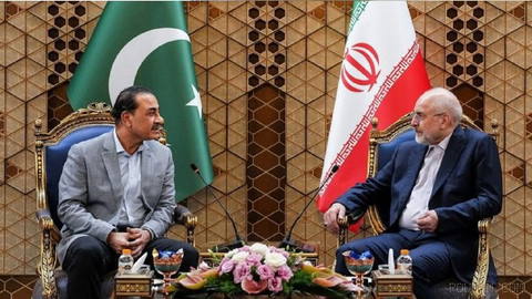 🔸محمدباقر قالیباف، رئیس مجلس شورای اسلامی، نیز روز سه‌شنبه در دیدار