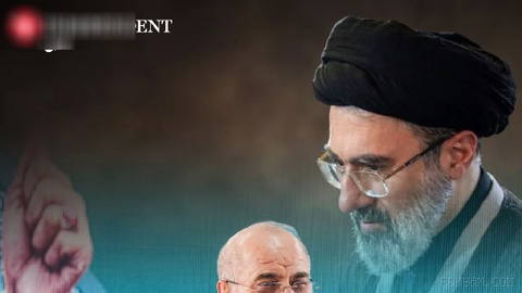 خبرگزاری تسنیم، وابسته به سپاه پاسداران، روز چهارشنبه ۲۹ مهر گزارش داد که محمدباقر قالیباف، رئیس مجلس شورای اسلامی، مجتب…