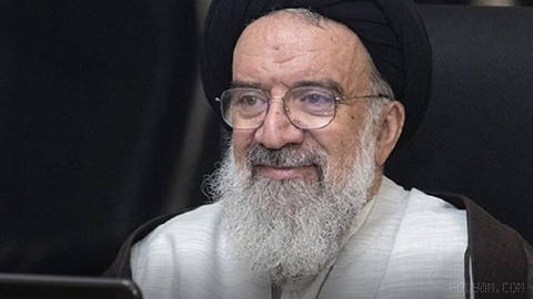Ahmed Khatami, üyesi Meclis-i Âyan, Salı 5 Aban’da Rudbar ilçesindeki öğrencilerle bir araya geldi