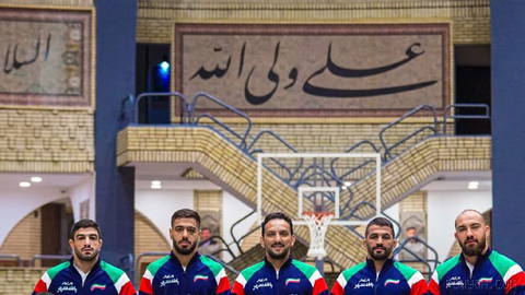 🗓 اعلام برنامه قهرمانی جهان 2026؛ ✈🤼‍♂ تیم ملی #کشتی آزاد عازم قزاقستان شد 🖥 ترکیب تیم آزاد ایران به سرمربیگری پژمان درس…