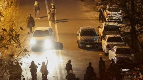 A representative of the European Union announced that the EU has sanctioned 37 individuals and 9 entities since Dey 1404