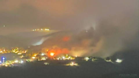 ❌ Photo of an explosion in Bani Hayyan, southern Lebanon under the control of the Israeli army (IDF), which is likely caused by the Israeli army’s sabotage operations.