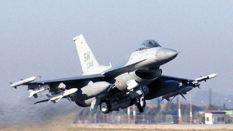 Today, 9 F-35A fighter jets were transferred to American military bases in the Middle East. Also, 12 F-16CJ Block 50…
