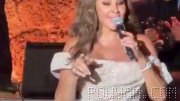 👈 At the concert of Elissa Zakaria Khouri, the Lebanese singer, someone handed him a flag of the Islamic Republic, but this singer crumpled it and threw it…