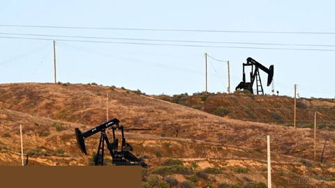 🛢 Oil prices rise over 2% amid US-Iran uncertainty