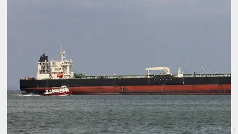UK Maritime Trade Operations says damage to a ship occurred 8 nautical miles northwest of the coast of Oman due to an impact from an unidentified projectile…